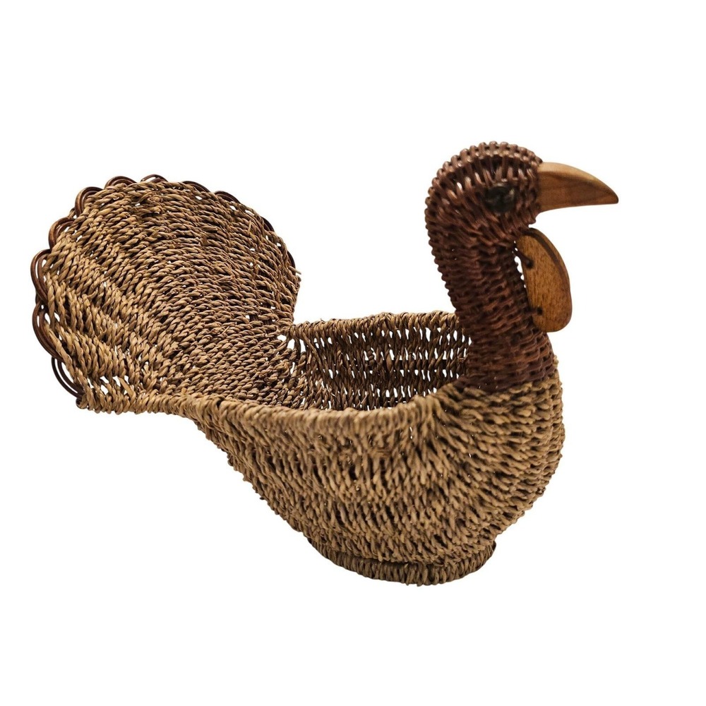 Vtg Woven Wicker Turkey Basket Thanksgiving‎ Fall Decor Rustic Brown 9in